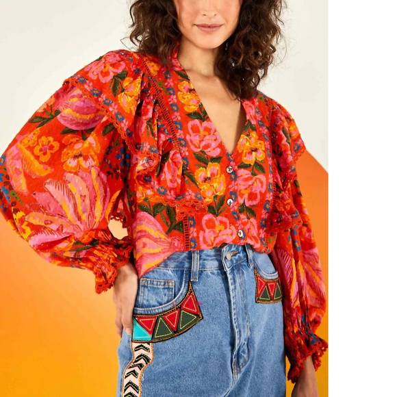 Nwt farm rio red spring bananas blouse in red spring bananas - Picture 3 of 3